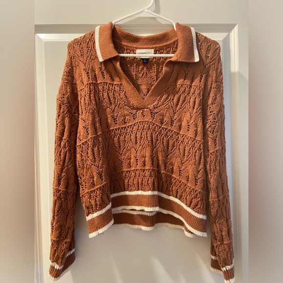 Universal Thread Rust Open Knit V-Neck Collared Cropped Sweater - Picture 2 of 5